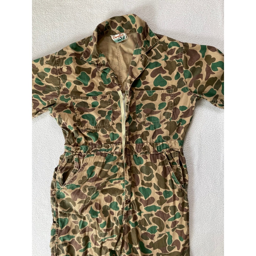 WFS Mens Medium Camouflage Coveralls Brown Vintage Duck Hunter Frog Skin 34x24
